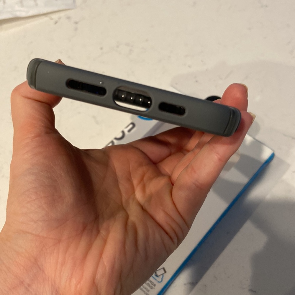 Iphone case - Picture 6 of 7